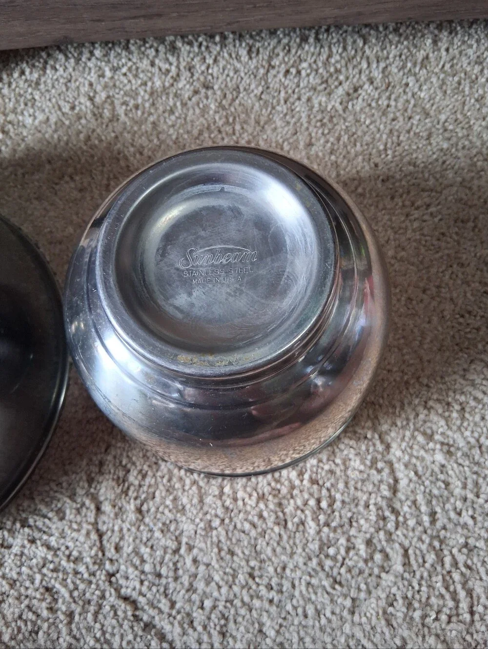 Original Sunbeam Mixmaster Stainless Mixing Bowls 6 1/4 And 9